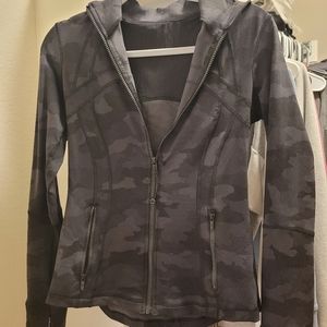 Lululemon Camo Luon Define Jacket sz 8